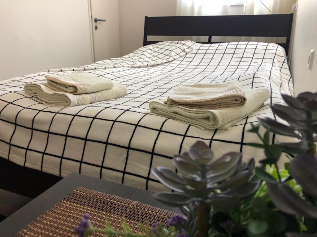 Sky Home Apartment Jabotinsky 8 Bat Yam Eksteriør billede